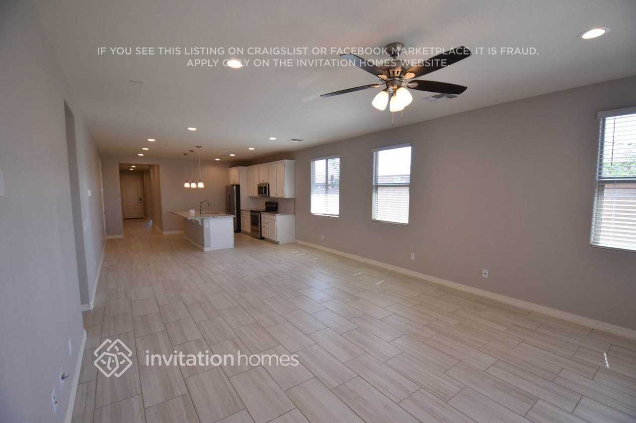 19638 W Turney Ave - Photo 3 of 13