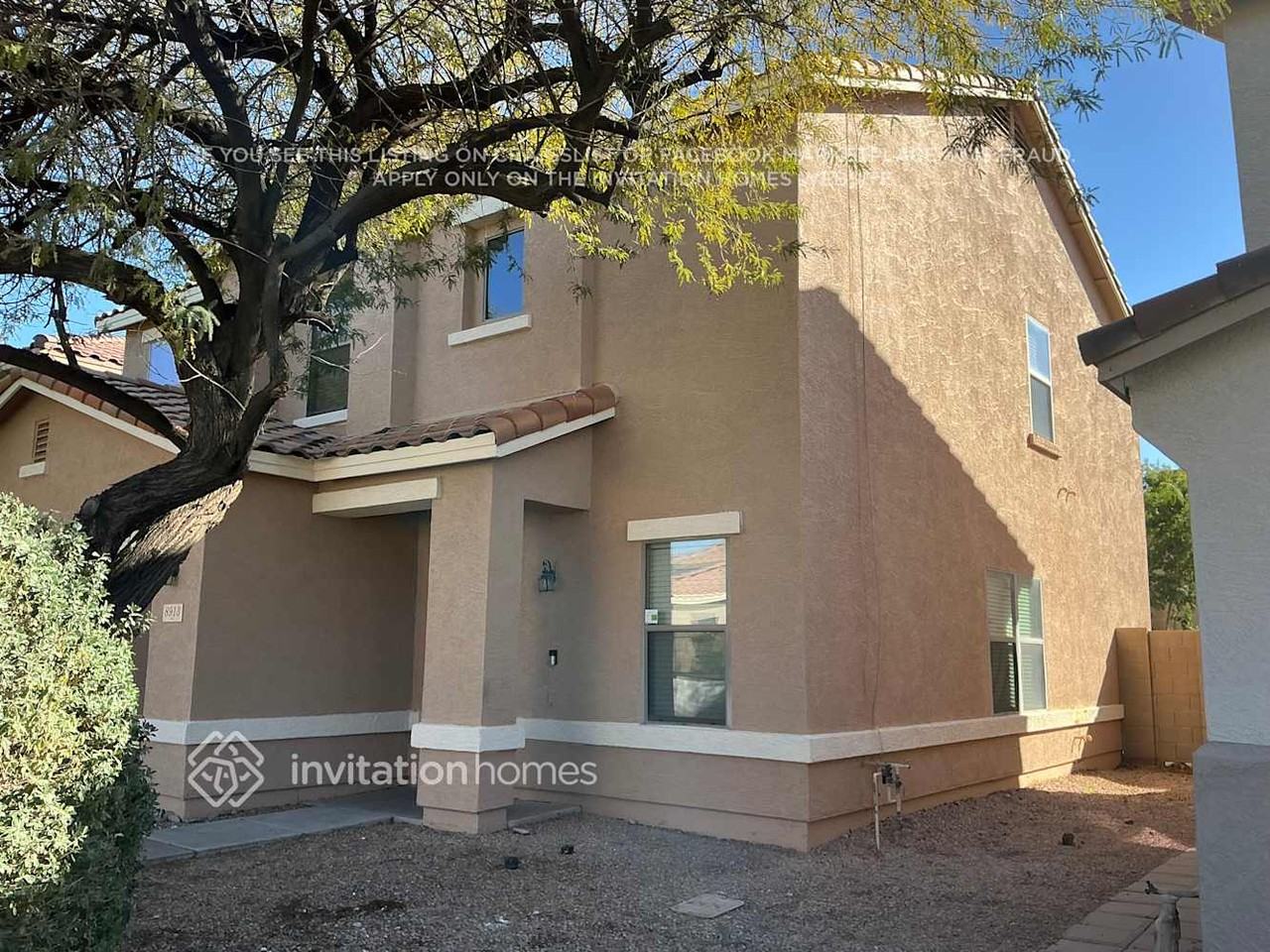 8913 E Portobello Ave - Photo 2 of 13