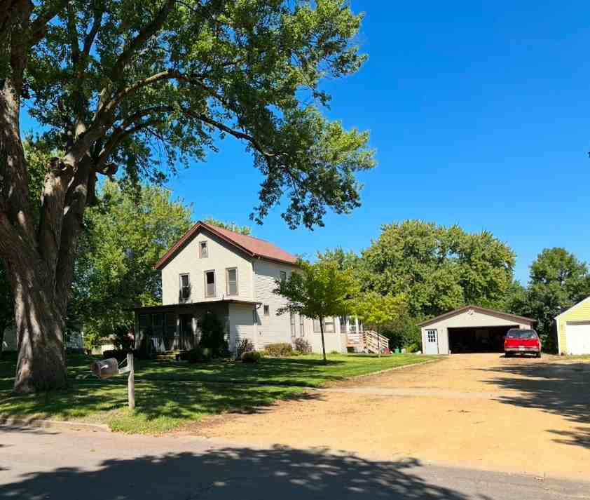 309 Cleveland Ave E #NA - Photo 2 of 3