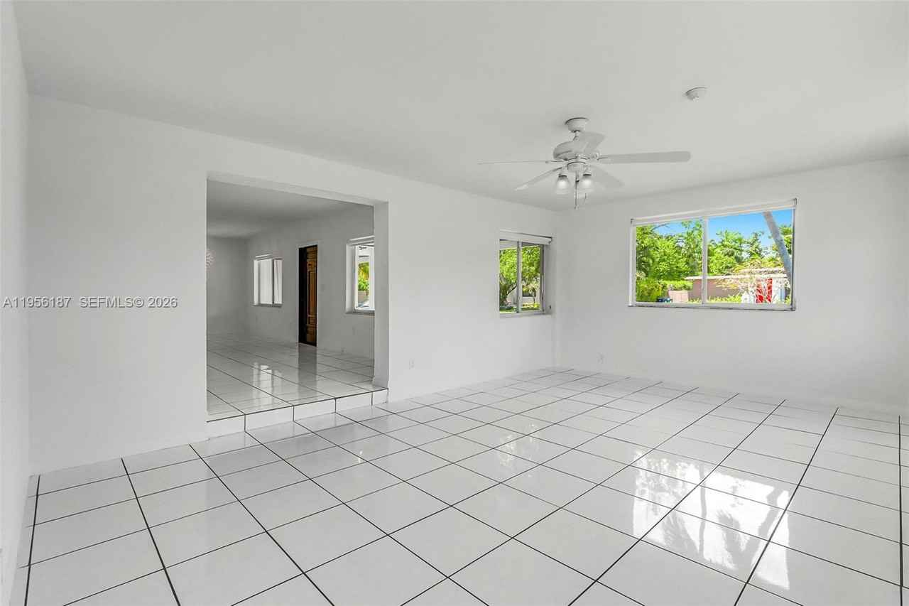 6050 Sw 44th Ter #NA - Photo 7 of 19
