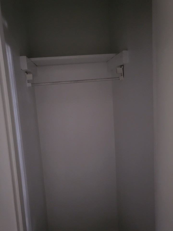 900 Park Ave #06 - Photo 4 of 10