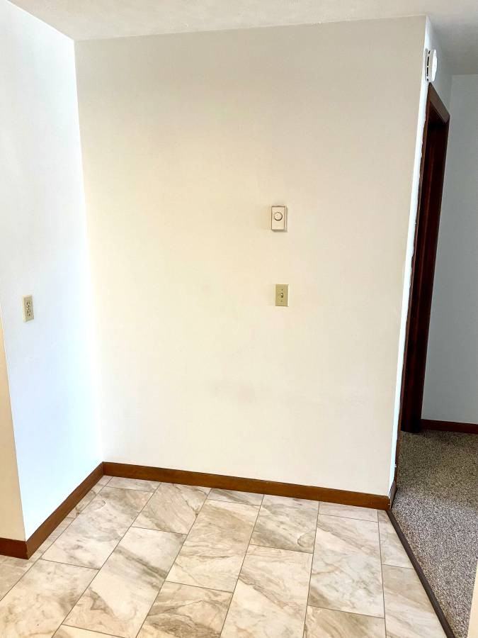 200 Kennedy Dr #6 - Photo 6 of 17