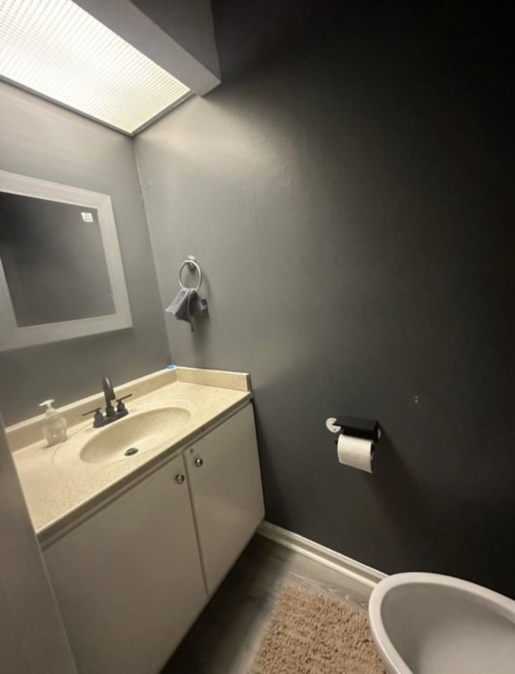 15 Grove Park Rd - Photo 4 of 14