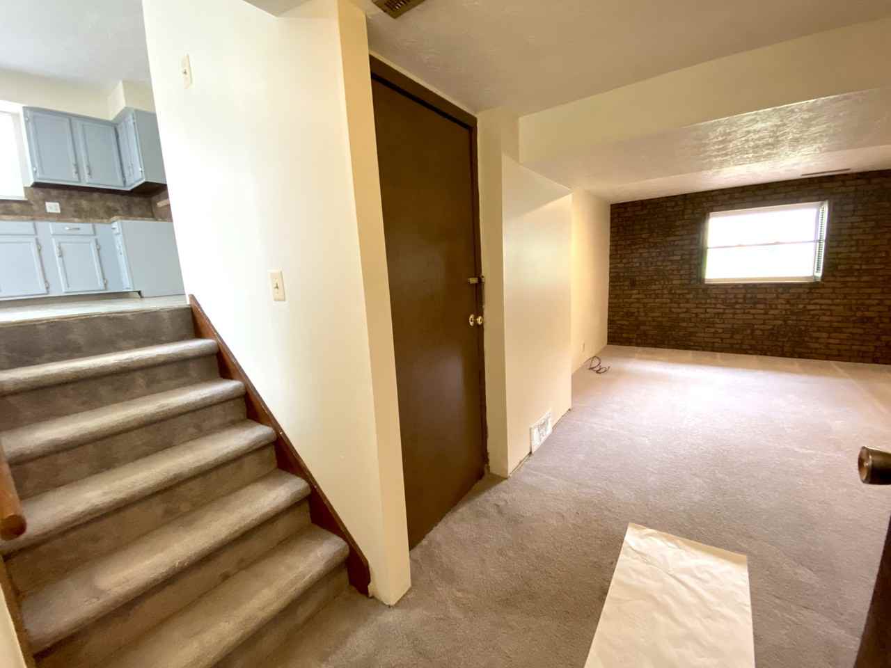 1827 Thackeray Ave Nw #1827 - Photo 7 of 20