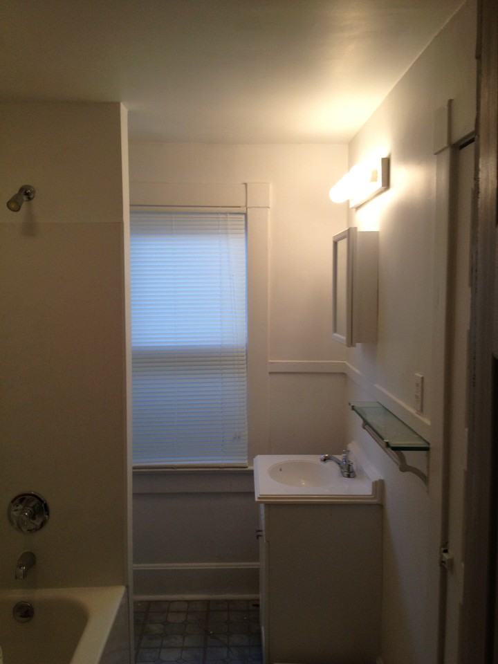 27 E Kerr St #B - Photo 5 of 9