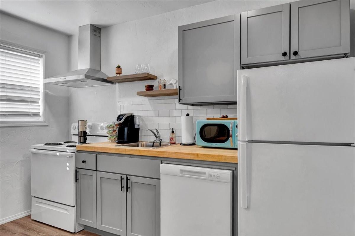 1514 W 4th Ave #1514 - Photo 7 of 30