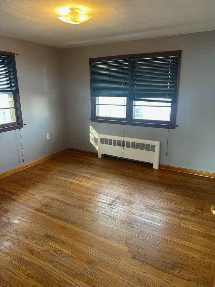 130 Glendale Ave #2ndFL - Photo 5 of 9