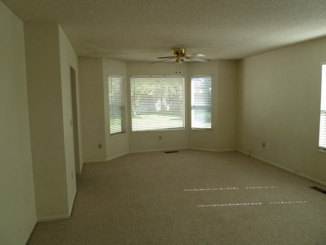 1290 Antonio Ct #NA - Photo 4 of 4