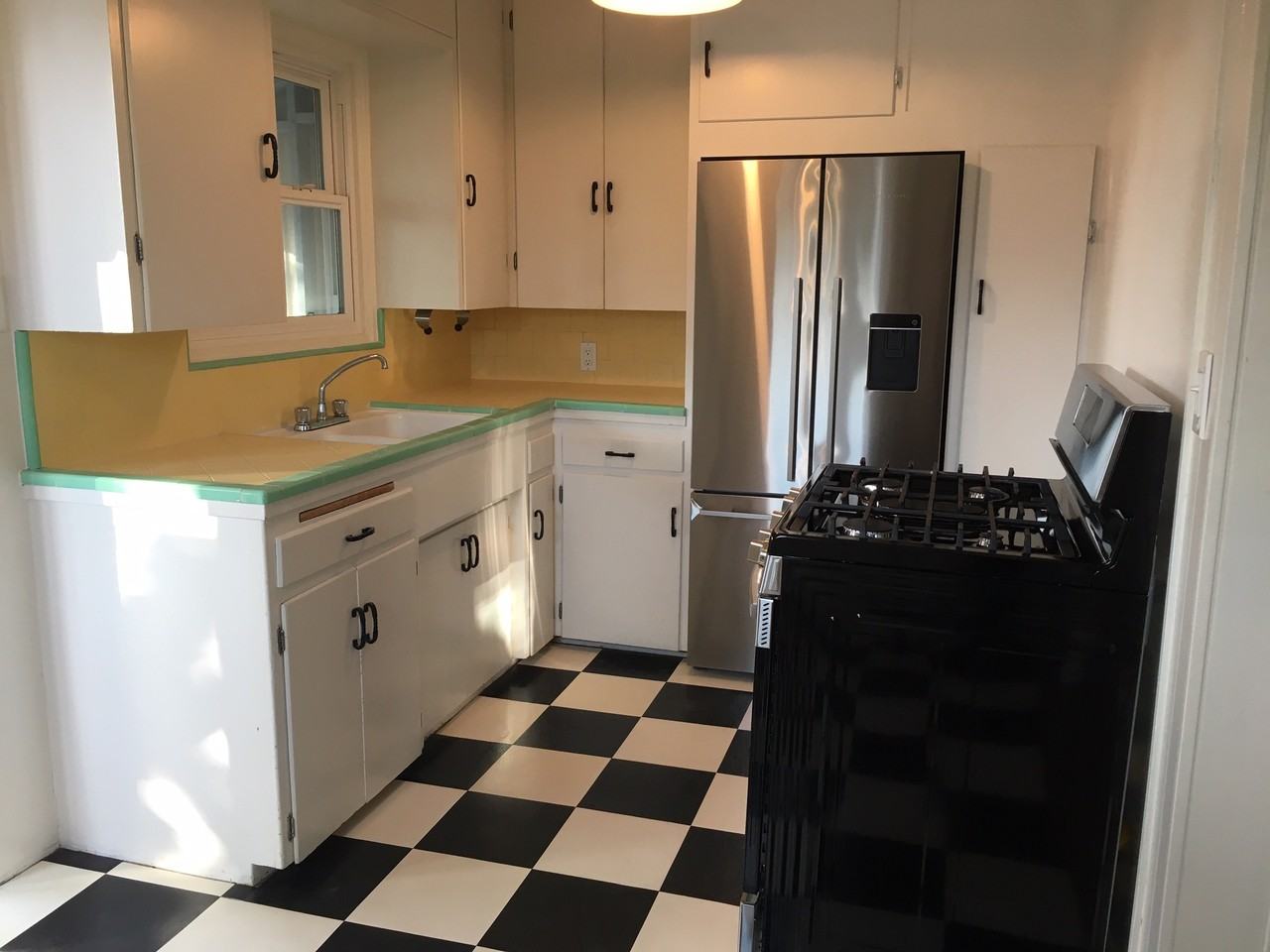 302 Whaley St #302 - Photo 7 of 13