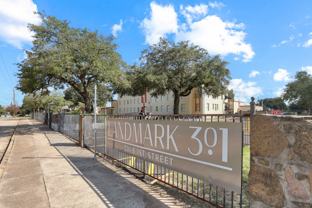 Landmark 301 - Photo 1 of 1
