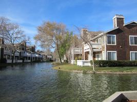 featured image of 117 Bayside Ct #117