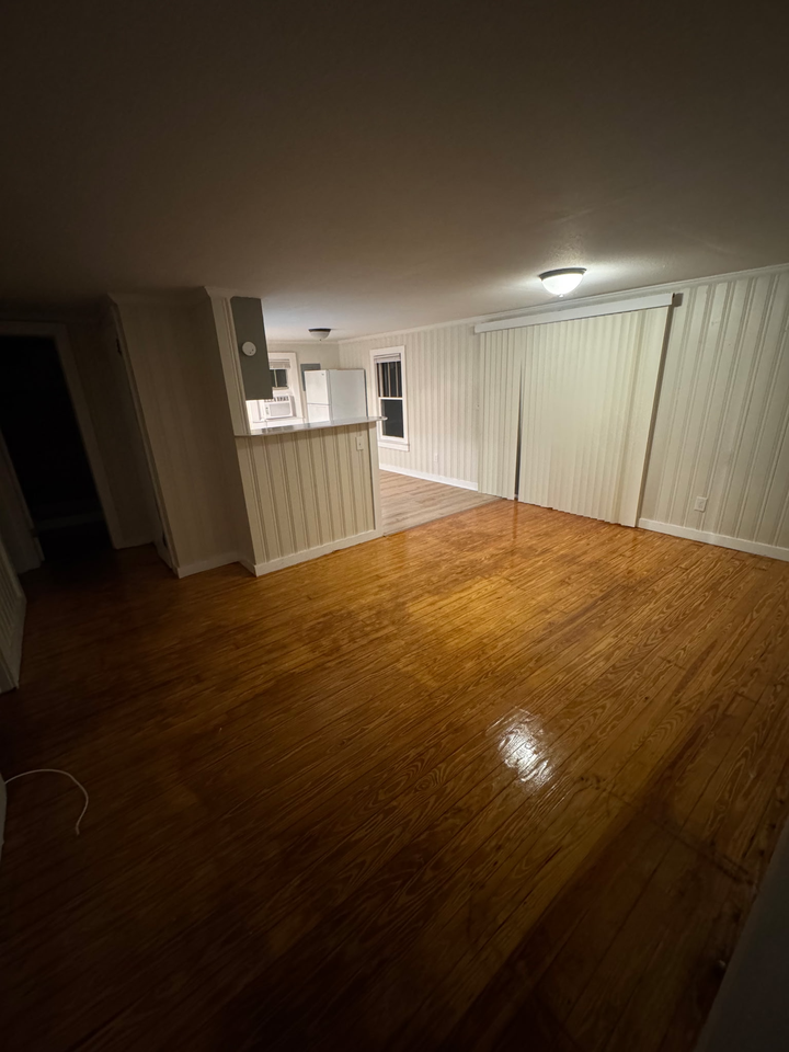 390 Se Baker Ave #201 - Photo 3 of 6