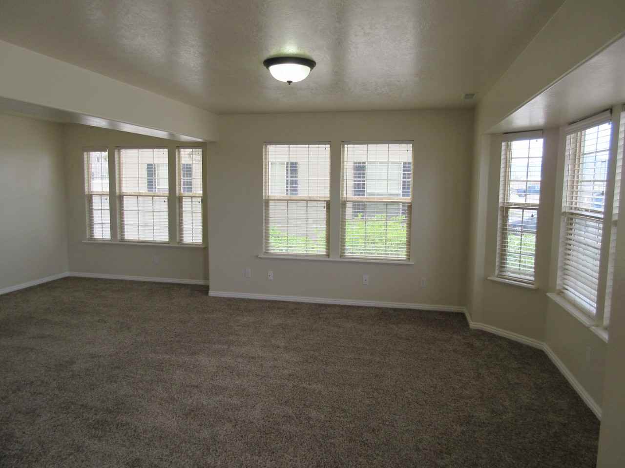 921 S 1850 W #921 - Photo 7 of 12