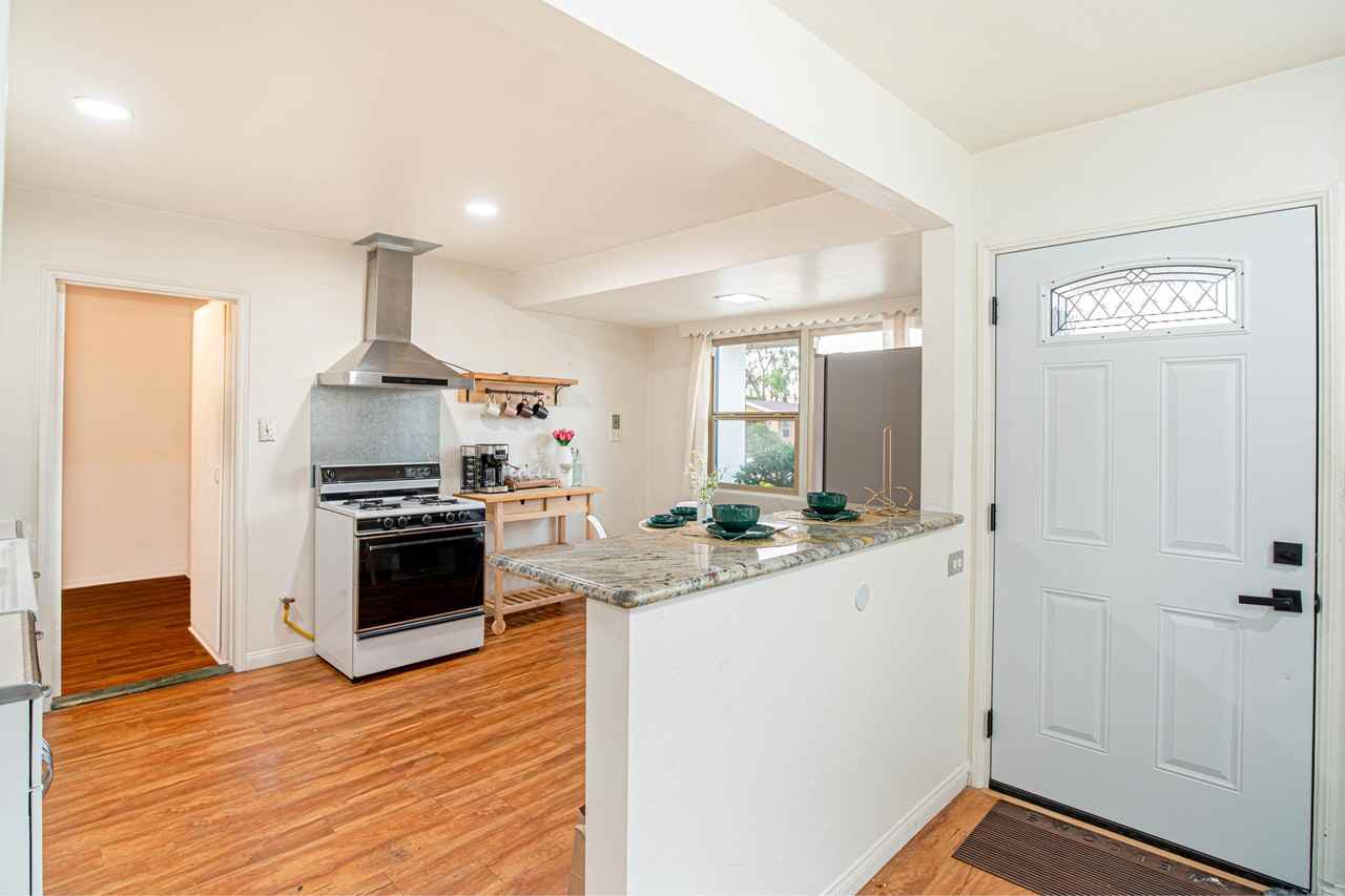 6203 Thorn St #NA - Photo 4 of 20