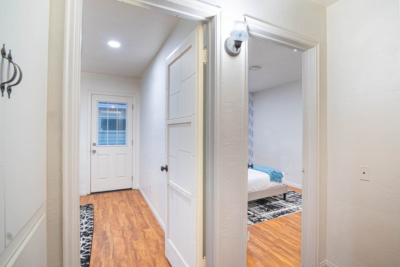 6203 Thorn St #NA - Photo 6 of 20