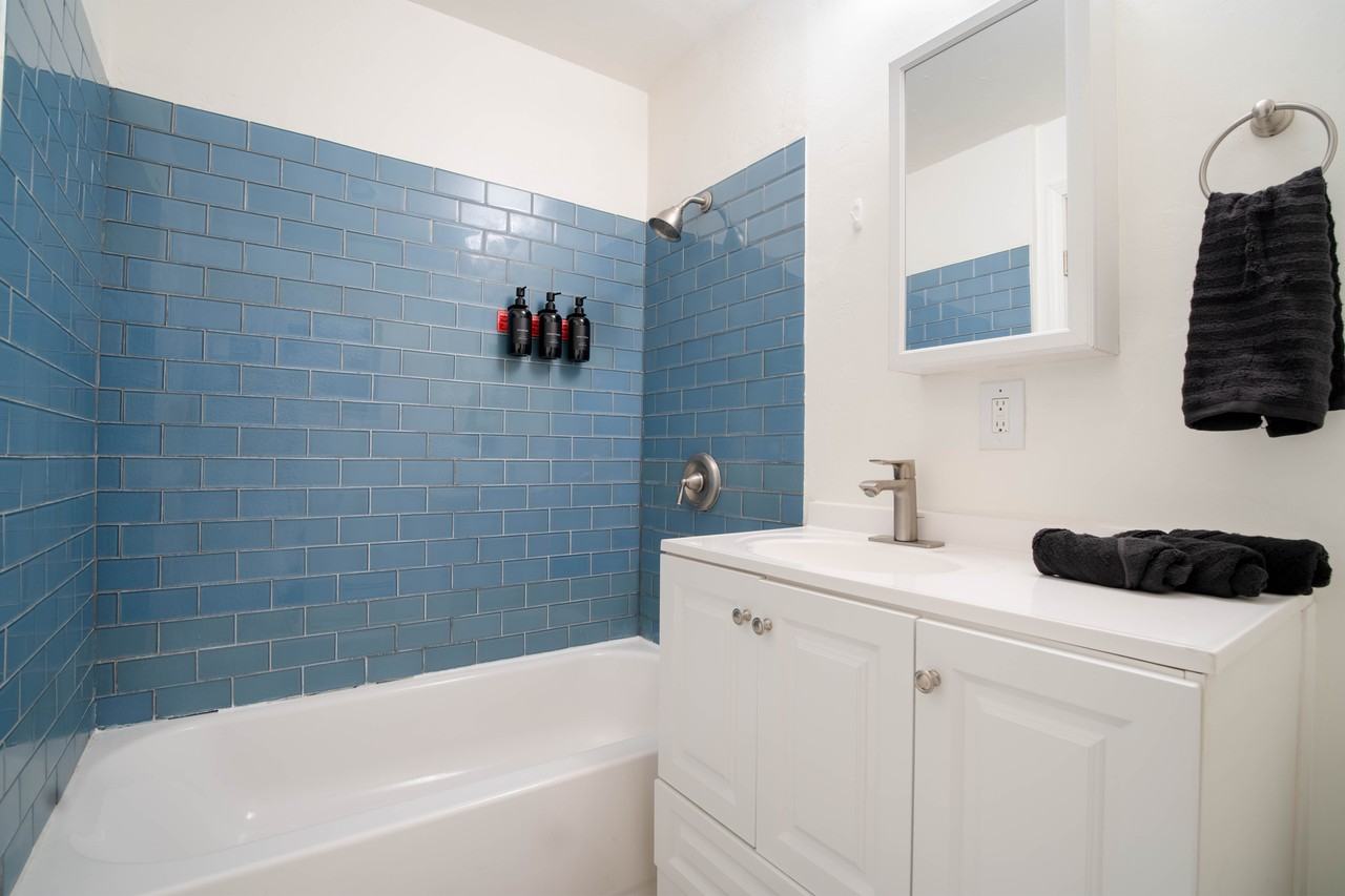 6203 Thorn St #NA - Photo 7 of 20