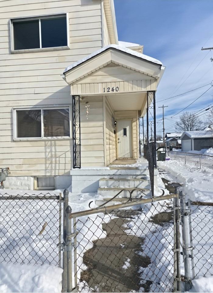 1240 S 17th St #NA - Photo 2 of 35