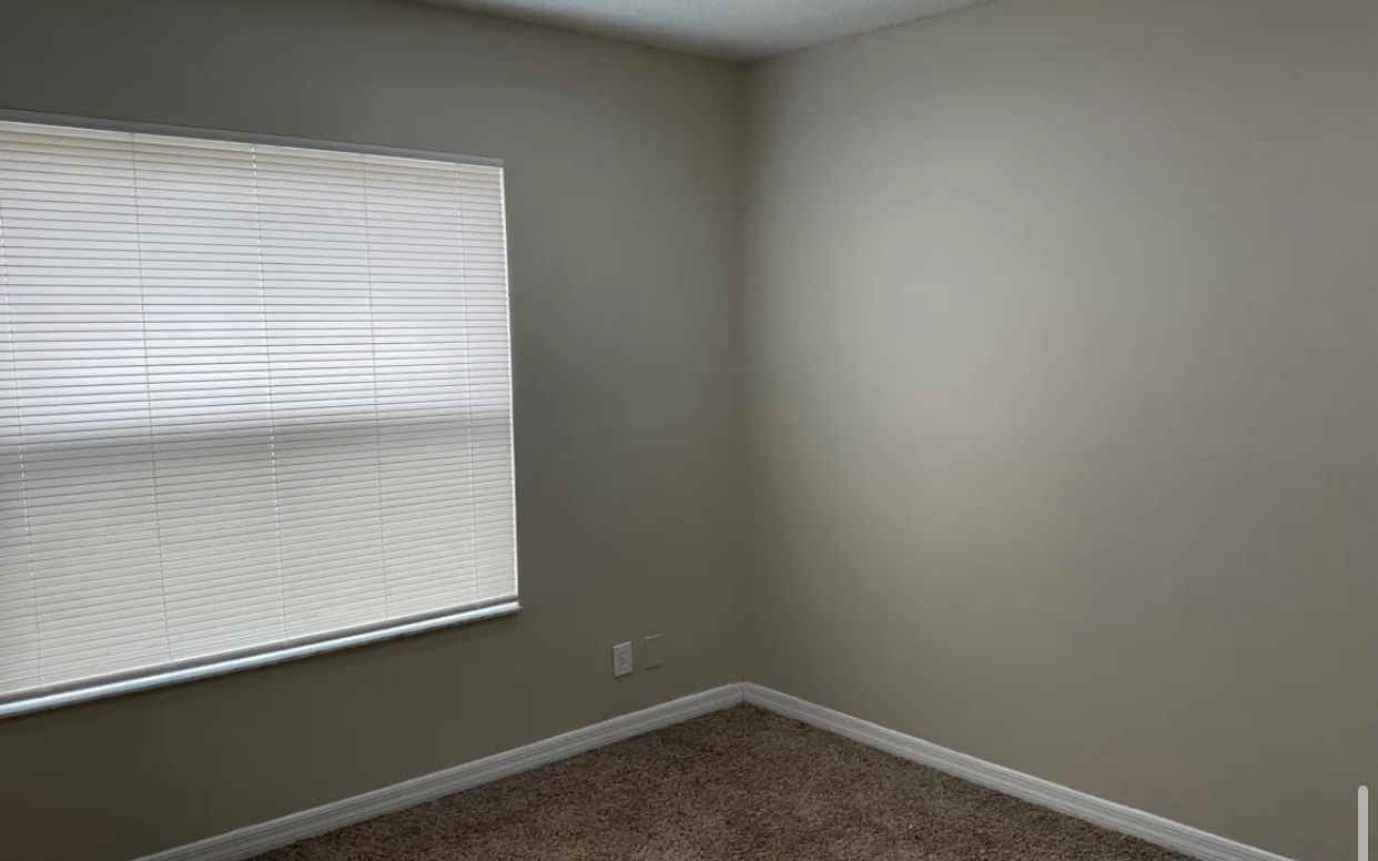 4965 Sw 33rd Ave #NA - Photo 5 of 8