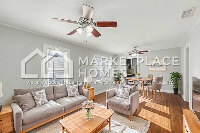 3716 N Indiana Ave - Photo 4 of 20