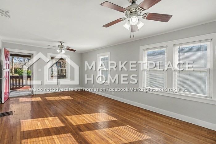 3716 N Indiana Ave - Photo 5 of 20