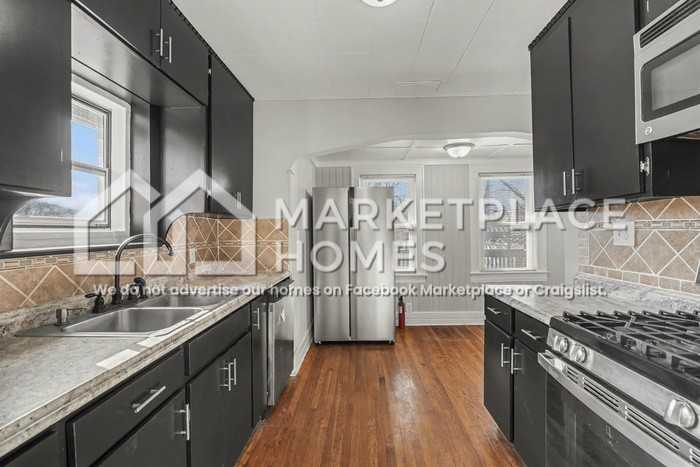 3716 N Indiana Ave - Photo 6 of 20