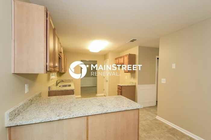 6318 Shell Dr Sw - Photo 5 of 14