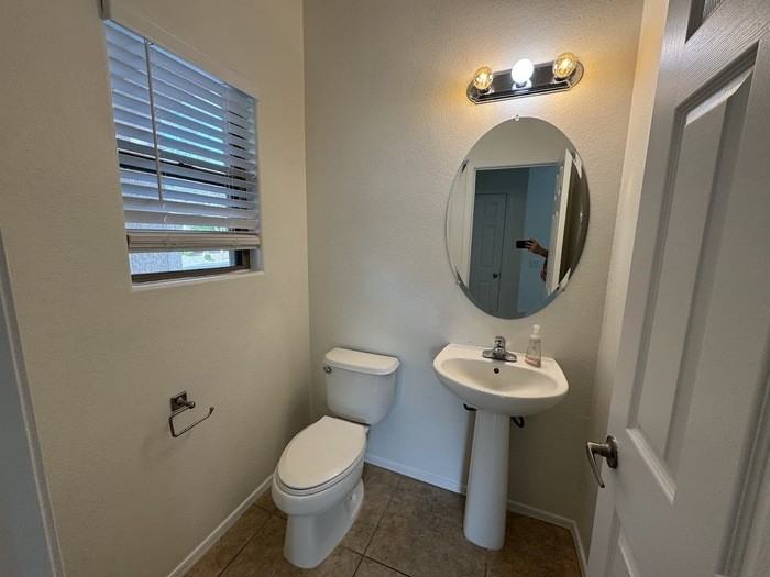 21109 E Munoz St - Photo 7 of 38