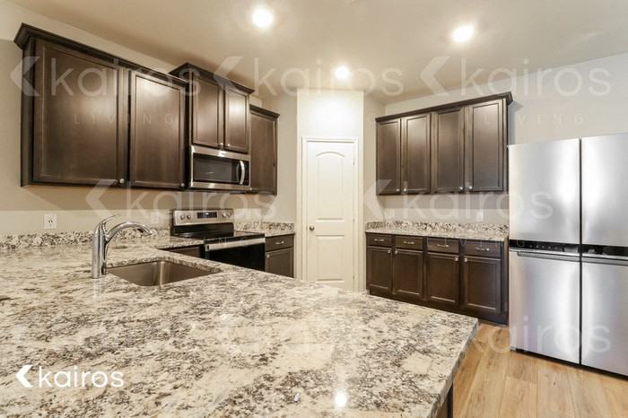 405 Liberty Meadows Dr - Photo 2 of 5