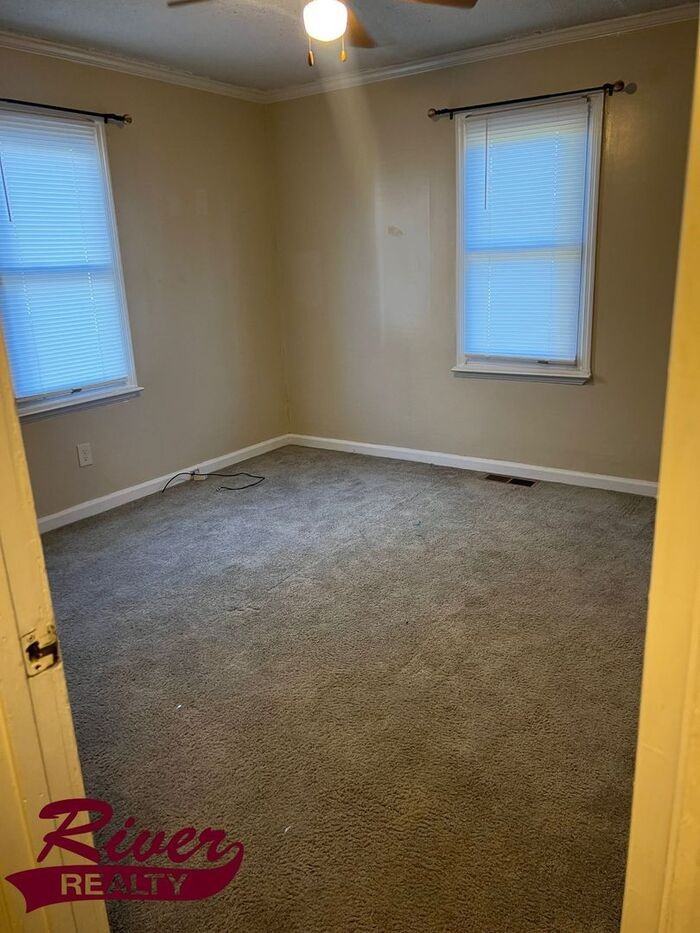 2114 Telfair St - Photo 6 of 7