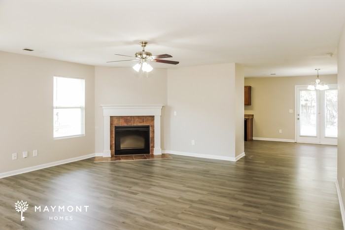 143 Olympia Dr - Photo 3 of 11