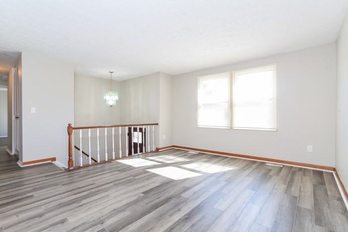 5426 Boutique Ct - Photo 4 of 12