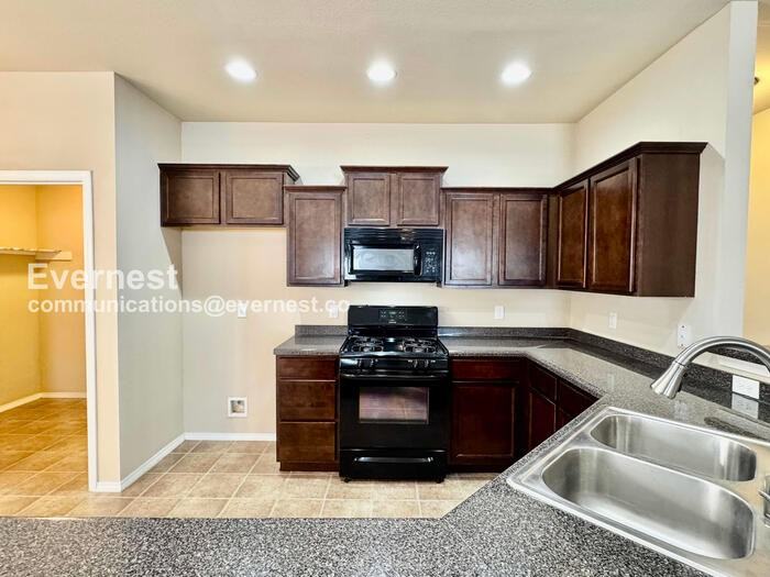 25173 E 91st Pl S - Photo 3 of 27