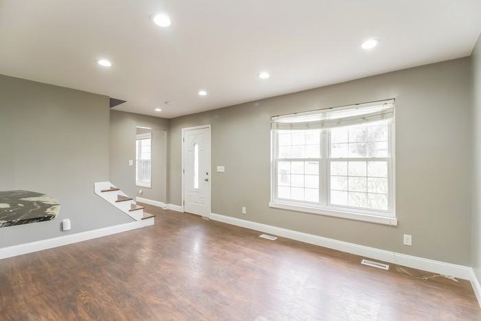 4534 Hanover Dr - Photo 7 of 16