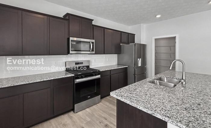 982 Allegro Dr - Photo 2 of 26