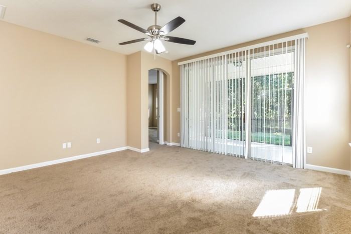 1502 Oldenburg Dr - Photo 4 of 21