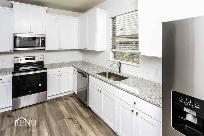 332 Ridgeland Oaks Dr - Photo 5 of 23