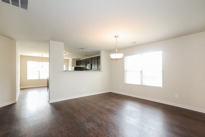 40 Camden Pl - Photo 5 of 15