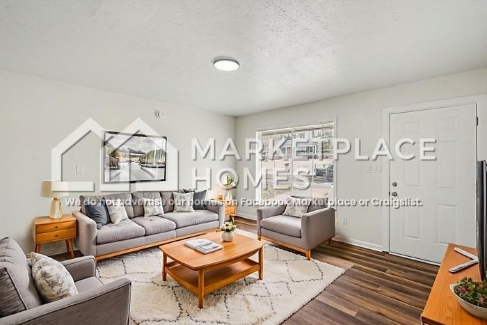 10199 Foxfire Ter - Photo 3 of 17