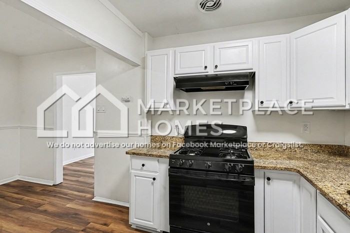 10199 Foxfire Ter - Photo 7 of 17