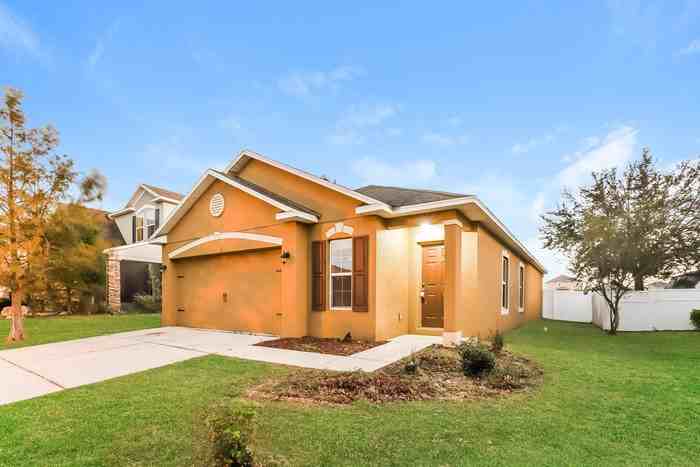 13221 Waterford Castle Dr - Photo 3 of 20