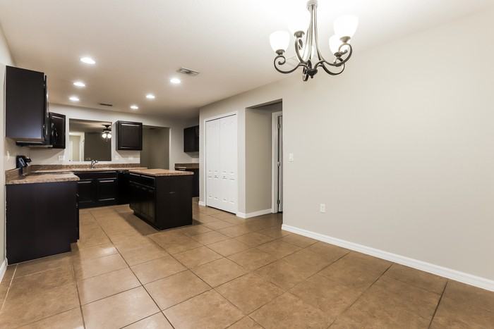 13221 Waterford Castle Dr - Photo 7 of 20