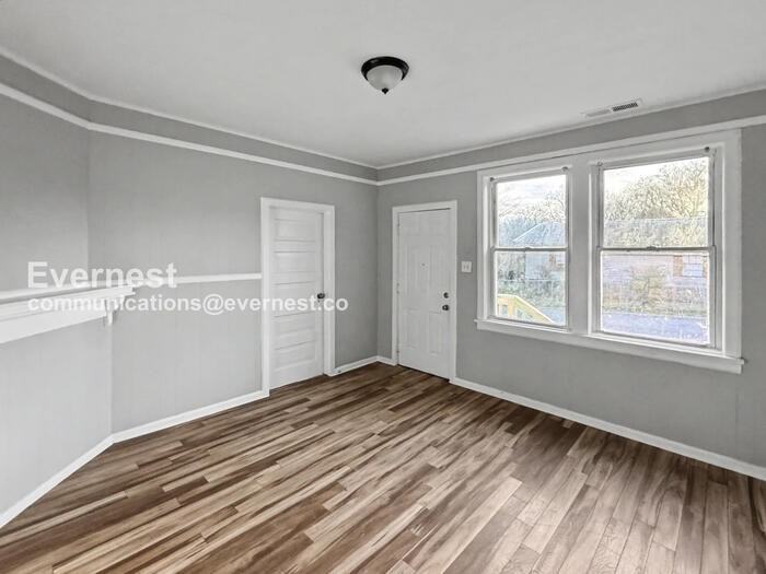 316 School Rd - Photo 5 of 22