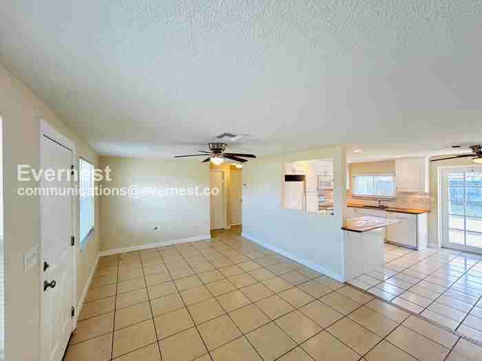 1126 Normandy Blvd - Photo 6 of 28