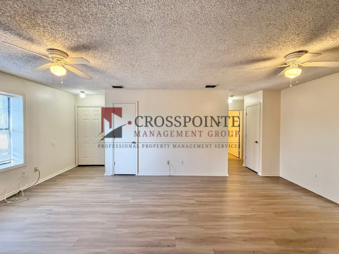 13389 Rhudy Dr - Photo 3 of 7