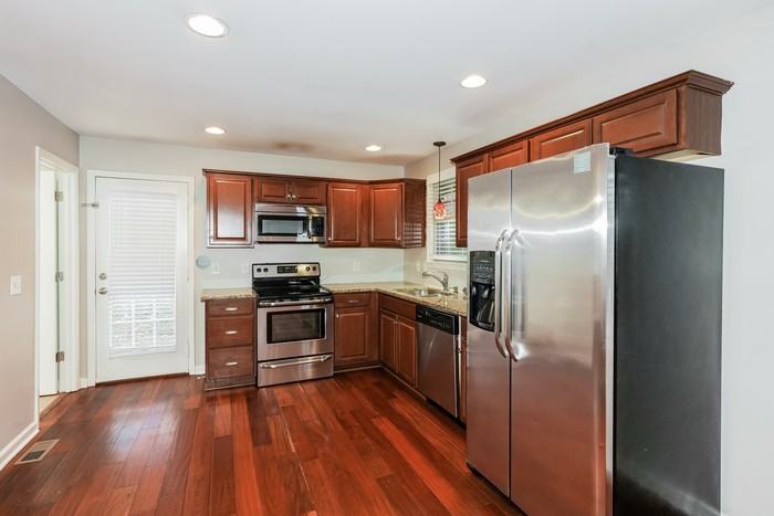 107 Woodridge Dr - Photo 7 of 16