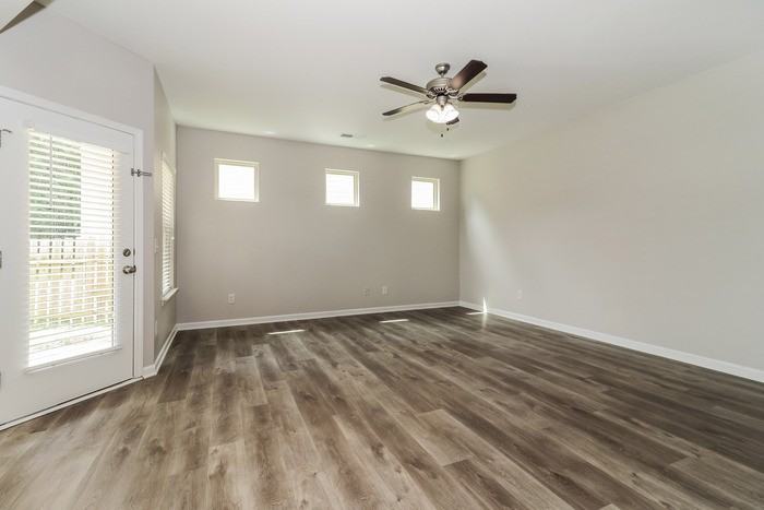 30 Howard Ave - Photo 4 of 17