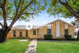 1638 Chisolm Trl - Photo 1 of 1