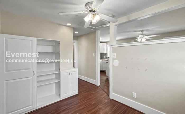 203 W Lobit St #0 - Photo 6 of 16