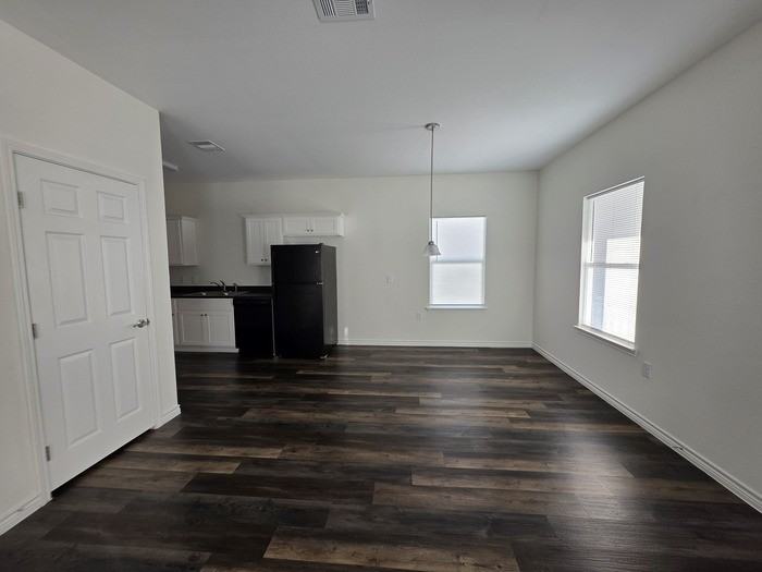 Lacey Oak Dr - Photo 3 of 14