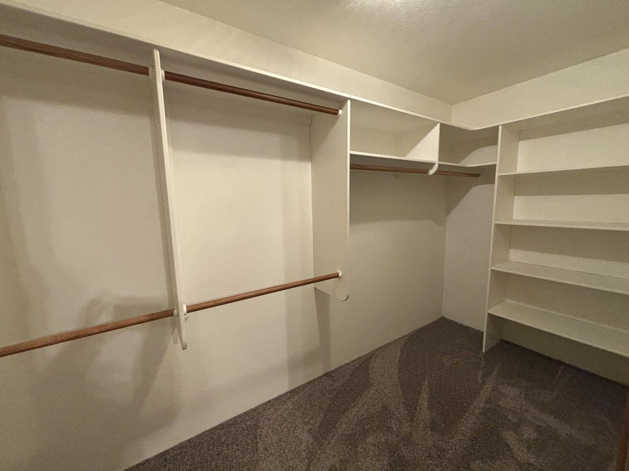 935 Nw Cooke Ave #NA - Photo 4 of 9